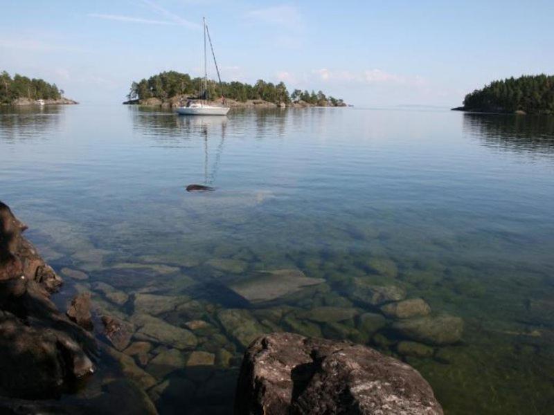 Tivedens Hostel-Vandrarhem Karlsborg Buitenkant foto